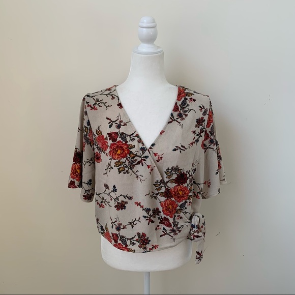 Xhilaration Floral Wrap Top w Front Tie - Picture 7 of 7